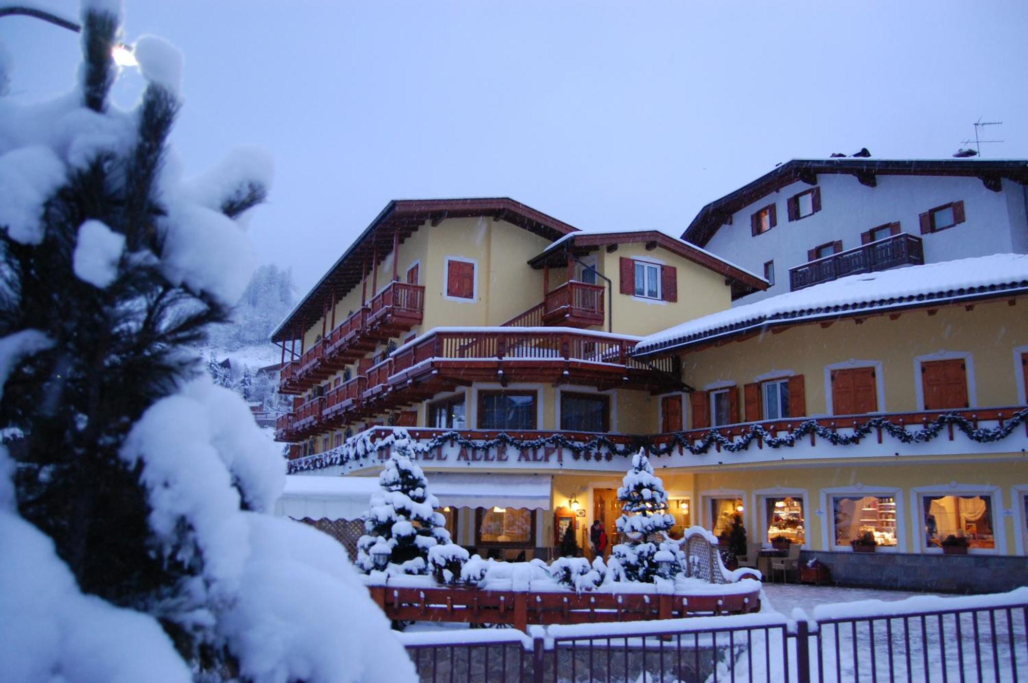 Hotel Alle Alpi Moena Exterior photo
