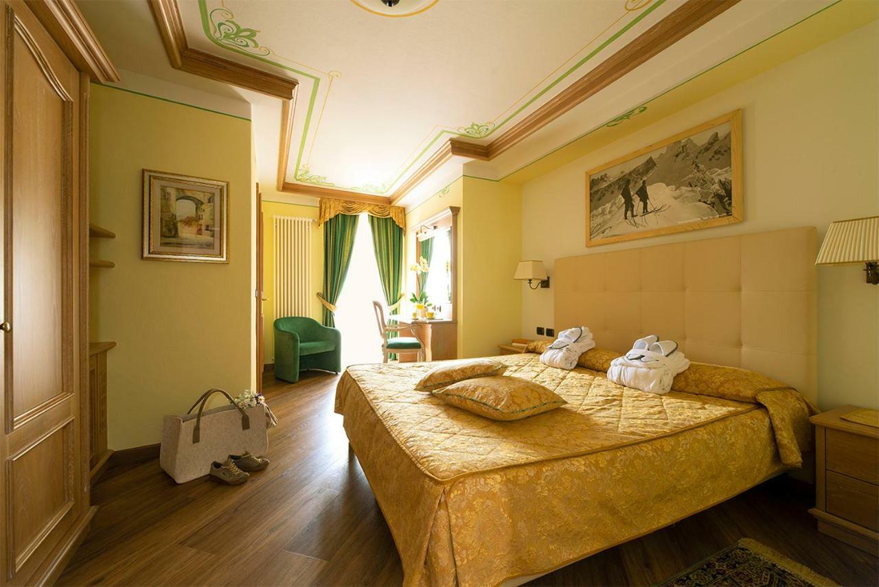 Hotel Alle Alpi Moena Exterior photo
